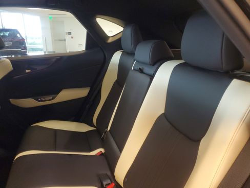 Used 2023 Lexus NX 250 FWD w/ Premium Package image 19