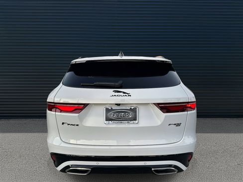 Used 2023 Jaguar F-PACE R-Dynamic S image 4