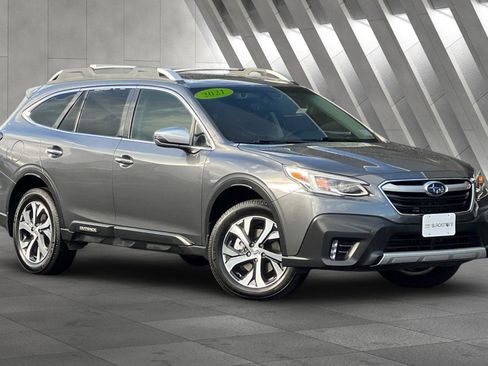 Used 2021 Subaru Outback Touring XT image 2