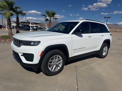New 2025 Jeep Grand Cherokee Laredo X w/ Luxury Tech Group I