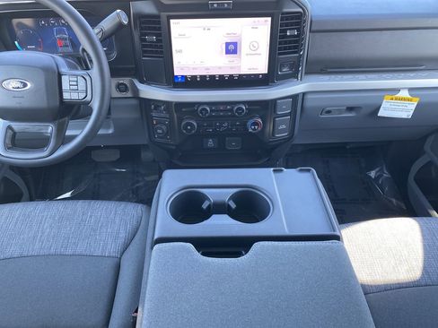 New 2026 Ford F250 XLT w/ XLT Premium Package AWD/4WD image 15