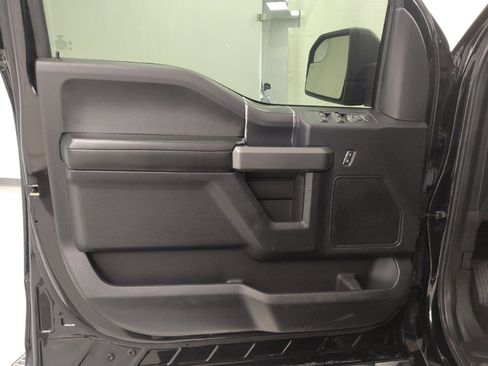 Used 2018 Ford F150 XLT w/ Equipment Group 302A Luxury AWD/4WD image 27