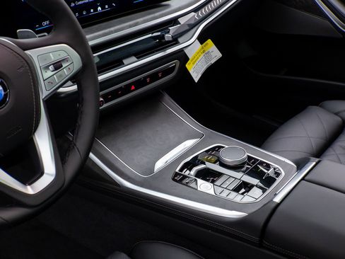 New 2026 BMW X7 xDrive40i image 11