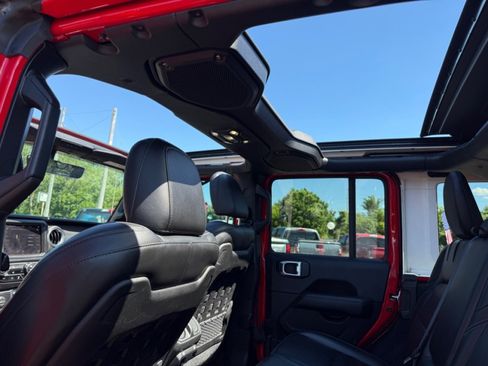 Used 2021 Jeep Wrangler Unlimited Rubicon 4xe w/ Steel Bumper Group AWD/4WD image 10