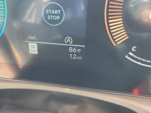 New 2026 Hyundai Tucson SE image 33