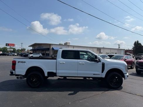 Used 2024 Ford F350 Lariat w/ Lariat Ultimate Package AWD/4WD image 7