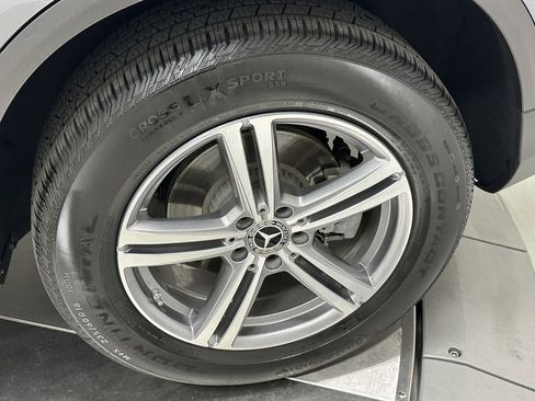 Certified 2022 Mercedes-Benz GLC 300 image 22