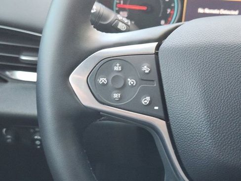 Used 2023 Chevrolet Traverse RS image 29