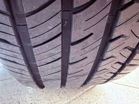 Used 2020 Ford Explorer Platinum w/ Premium Technology Package image 20