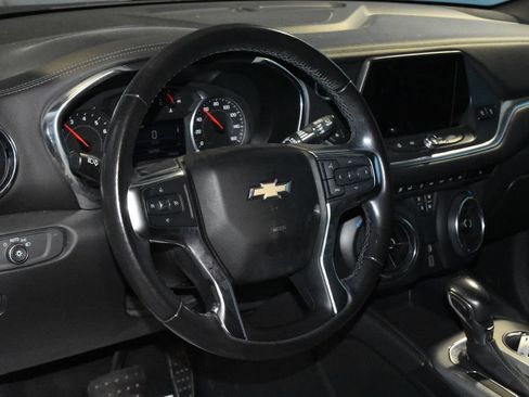 Used 2020 Chevrolet Blazer LT w/ Redline Edition FWD image 2