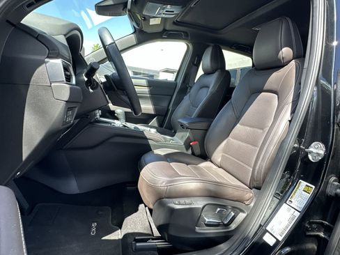 Used 2025 MAZDA CX-5 Signature image 11