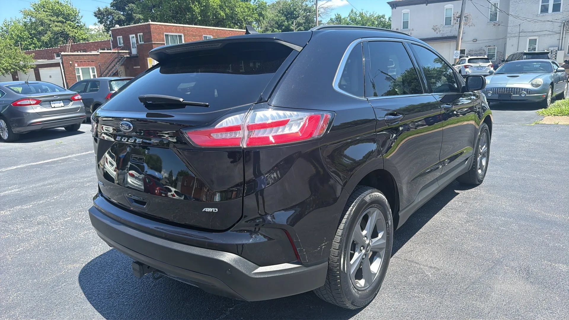 Used 2022 Ford Edge SEL w/ Sport Appearance Package AWD/4WD image 5