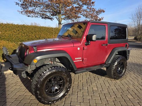 Used 2013 Jeep Wrangler Sport image 1