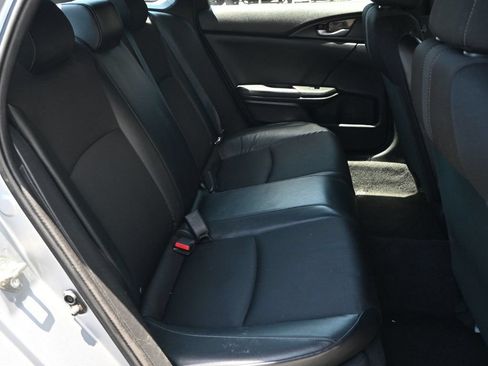 Used 2019 Honda Civic Sport image 17