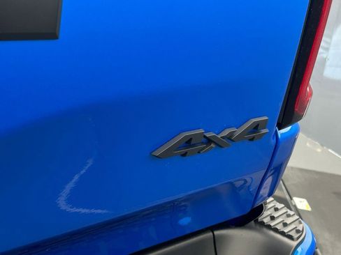 New 2026 RAM 1500 4x4 Crew Cab image 31