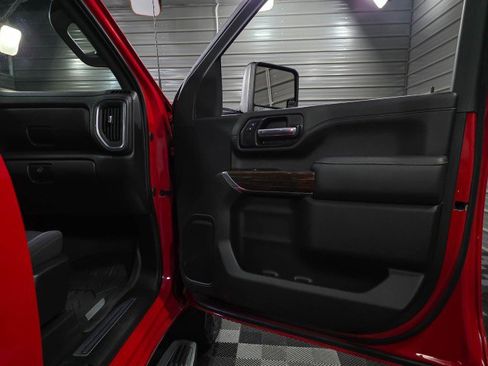 Used 2022 GMC Sierra 3500 SLE image 32