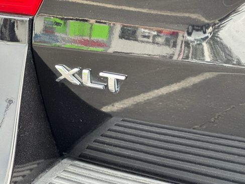 Used 2021 Ford Expedition XLT AWD/4WD image 28