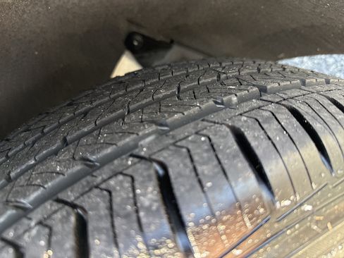 Certified 2025 Honda HR-V Sport image 12
