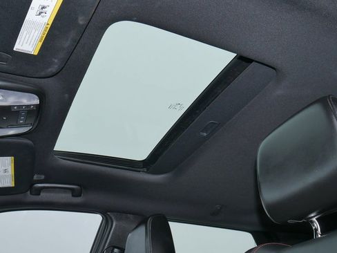 Used 2024 Dodge Durango R/T image 37