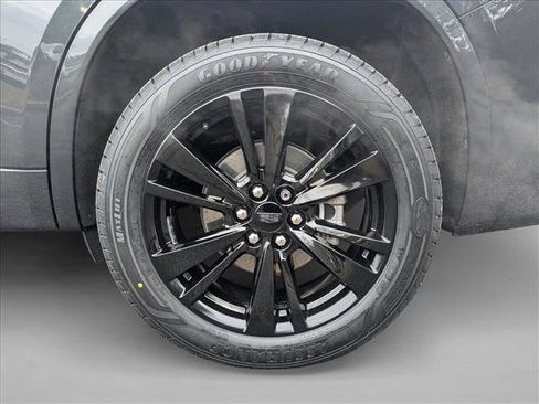 Used 2023 Cadillac XT6 Premium Luxury image 24