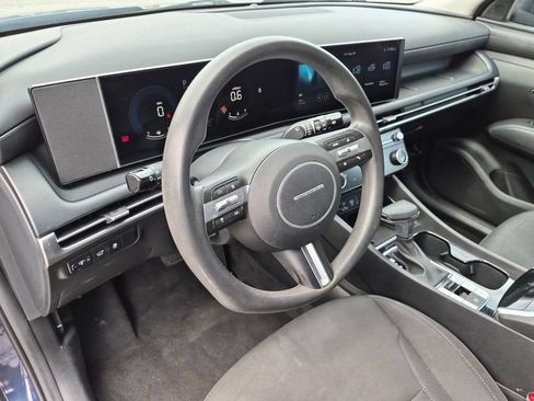 Used 2025 Hyundai Tucson SEL FWD image 16