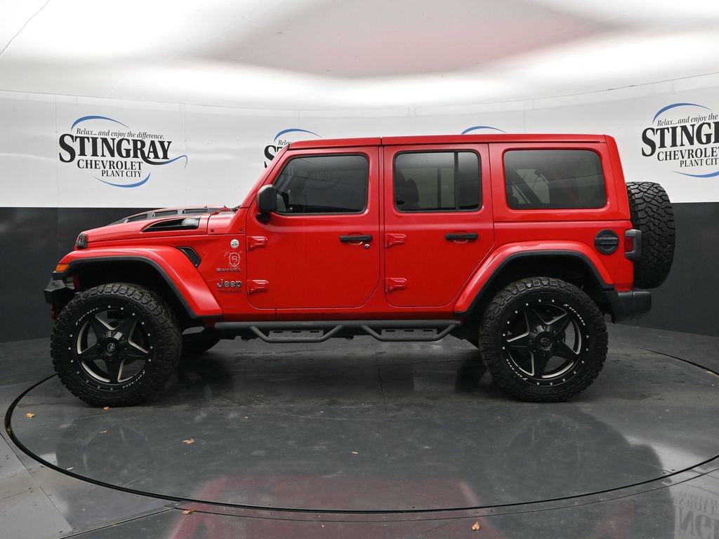 Used 2020 Jeep Wrangler Unlimited Sahara AWD/4WD image 4
