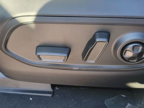 New 2026 Jeep Grand Cherokee Altitude AWD/4WD image 32