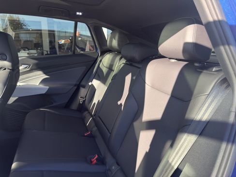 Used 2021 Volkswagen ID.4 1st Edition image 13