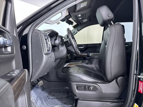 Used 2021 Chevrolet Silverado 1500 LT Trail Boss AWD/4WD image 4