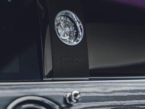 Used 2024 Rolls-Royce Spectre w/ Spectre Launch Package AWD/4WD image 36