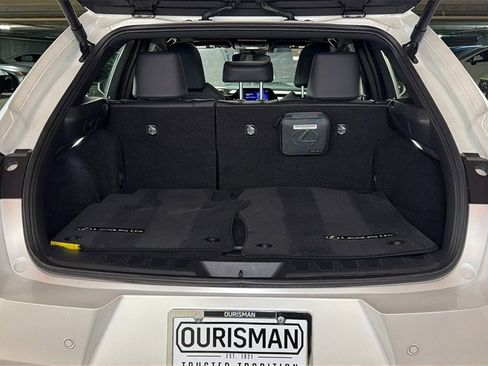 Used 2025 Lexus UX 300h AWD image 15