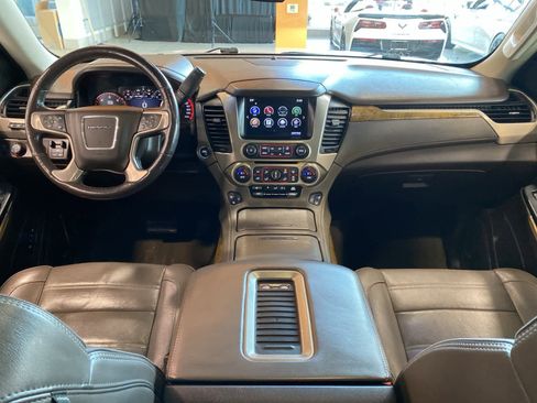 Used 2016 GMC Yukon Denali w/ Open Road Package image 14