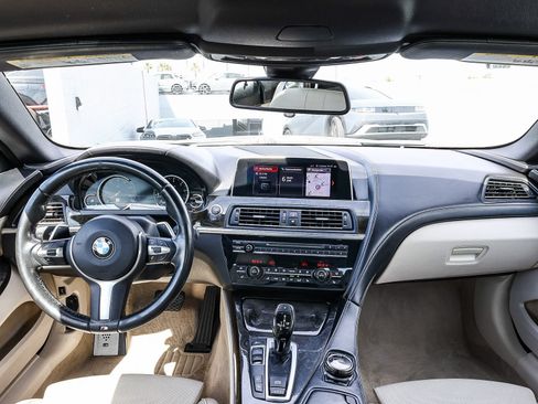 Used 2018 BMW 650i Convertible RWD image 12