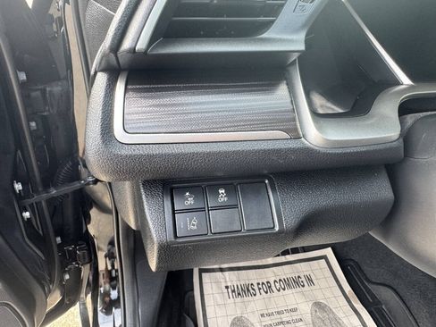 Used 2019 Honda Civic EX image 14