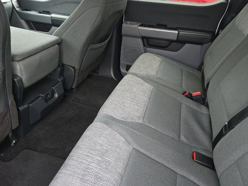 Used 2022 Ford F150 XLT image 7