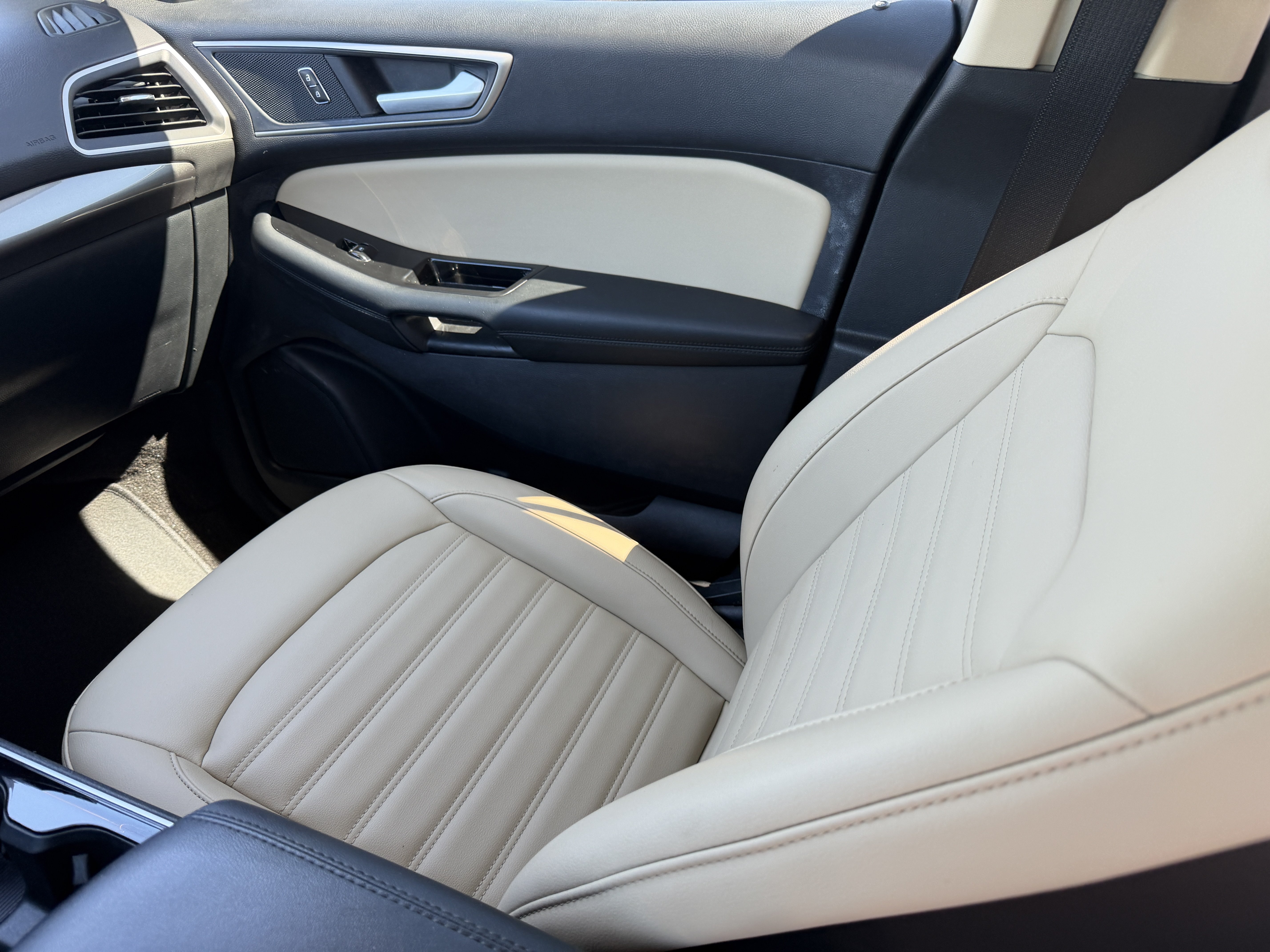 Used 2020 Ford Edge SEL w/ Convenience Package FWD image 15