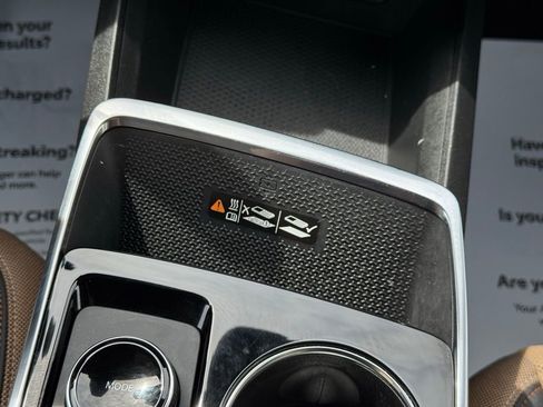 Used 2025 Chevrolet Equinox ACTIV w/ Safety and Technology Package image 41