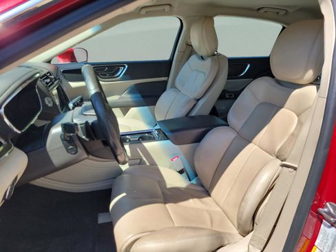 Used 2017 Lincoln Continental Select FWD image 19