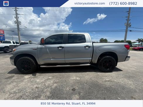 Used 2009 Toyota Tundra SR5 AWD/4WD image 6