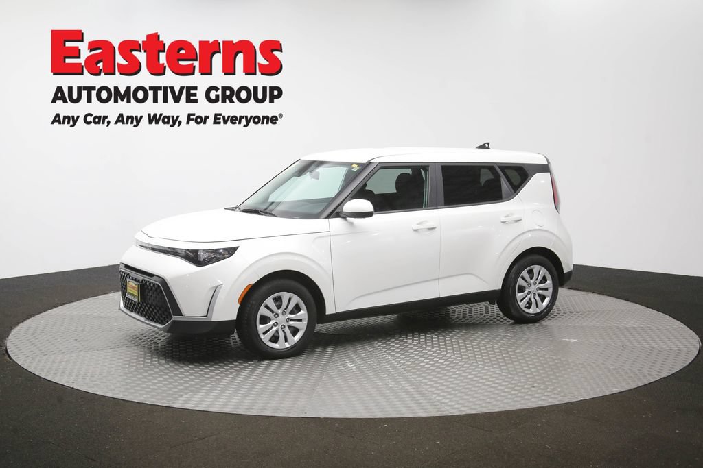 Used 2023 Kia Soul LX FWD image 58
