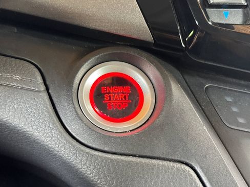 Certified 2024 Honda Odyssey EX-L image 33