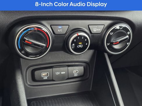 Certified 2023 Hyundai Venue SE image 22