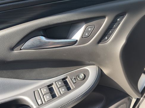 Used 2020 Buick Envision Essence w/ LPO, Cargo Package FWD image 26