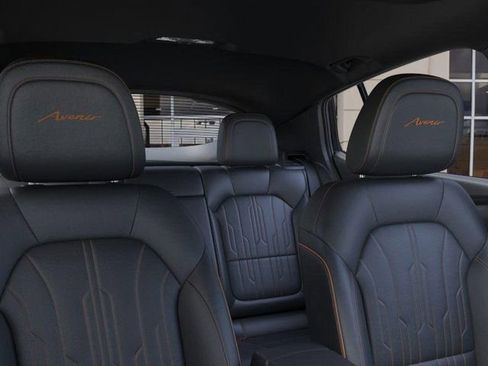 New 2025 Buick Envista Avenir image 24