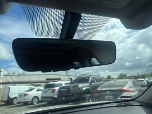 Used 2022 Subaru Outback Limited w/ Popular Package #2 image 26