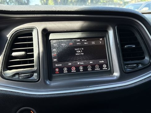 Used 2022 Dodge Challenger R/T image 15