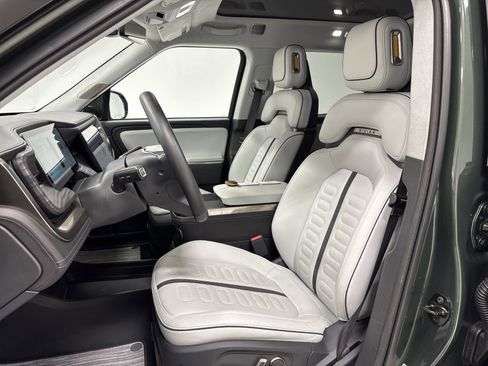 Used 2023 Rivian R1T Adventure image 20