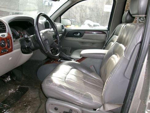 Used 2002 GMC Envoy XL SLT image 6