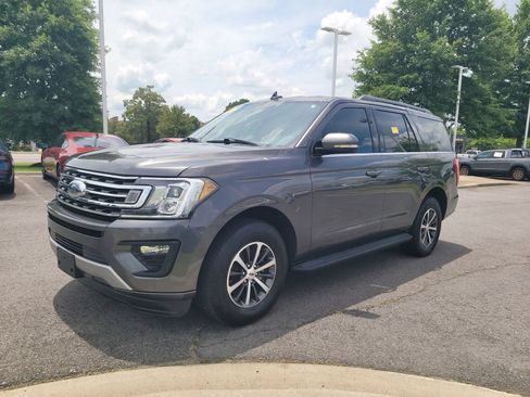 Used 2020 Ford Expedition XLT w/ Equipment Group 201A RWD image 7