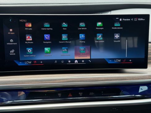 Used 2023 BMW 740i w/ Parking Assistance Package RWD image 28